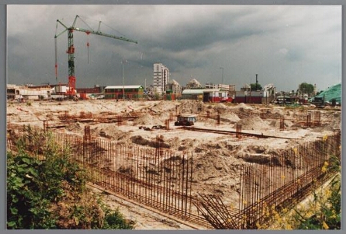 Start nieuwbouw de Lamellen vanaf achterkant Oostelijke Handelskade 1995