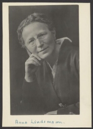 Portret van Anna Lindemann, secretaresse van de Wereldbond voor Vrouwenkiesrecht 1900-1910