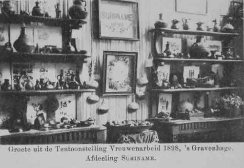 Nationale Tentoonstelling van Vrouwenarbeid 1898, afdeling Suriname. 1898