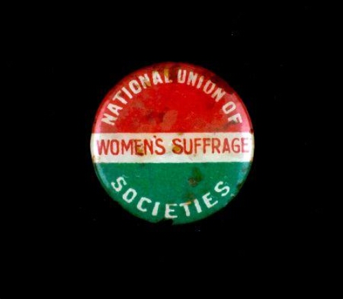 Button. 'National Union oF Women's Suffrage Societies'.