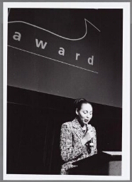 Uitreiking van de Zami Award 1997 voor Beste Actrice op het Zami Filmfestival 1997