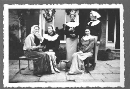 Vrouwen Vormingcentrum De Born 1941