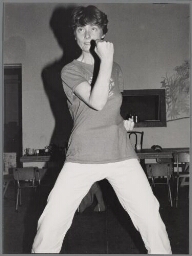 Introductieweekend zelfverdediging in gekraakte vrouwenschool 1983