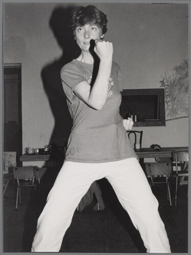 Introductieweekend zelfverdediging in gekraakte vrouwenschool 1983