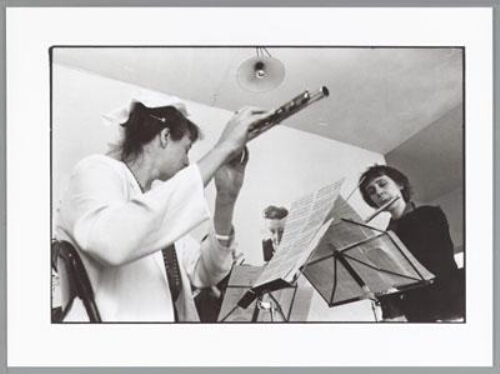 Musicerende vrouwen in het Vrouwenknooppunt. 1988