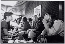 Zomerschool voor vrouwen georganiseerd door het FNV. 1990