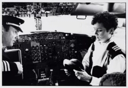 Co-piloot aan het werk bij Transavia. 1990