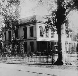 Huis Java van het Phytopathologisch Laboratorium 'Willie Commelin Scholten' (WCS) 1921